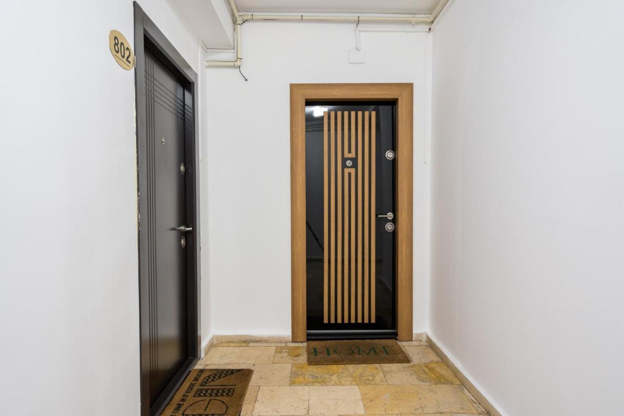 Jungle Escape - Luxe 1-Br Haven In Bucharest Apartment Exterior photo