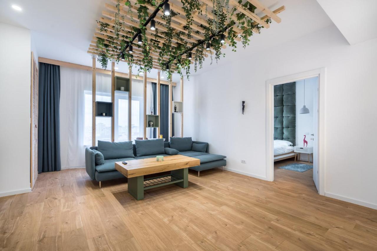 Jungle Escape - Luxe 1-Br Haven In Bucharest Apartment Exterior photo