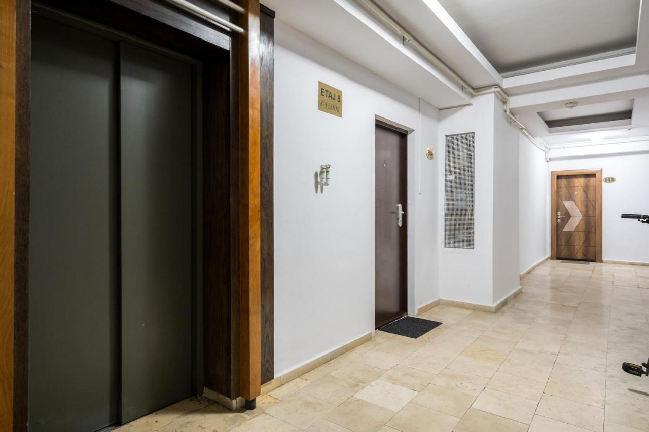 Jungle Escape - Luxe 1-Br Haven In Bucharest Apartment Exterior photo